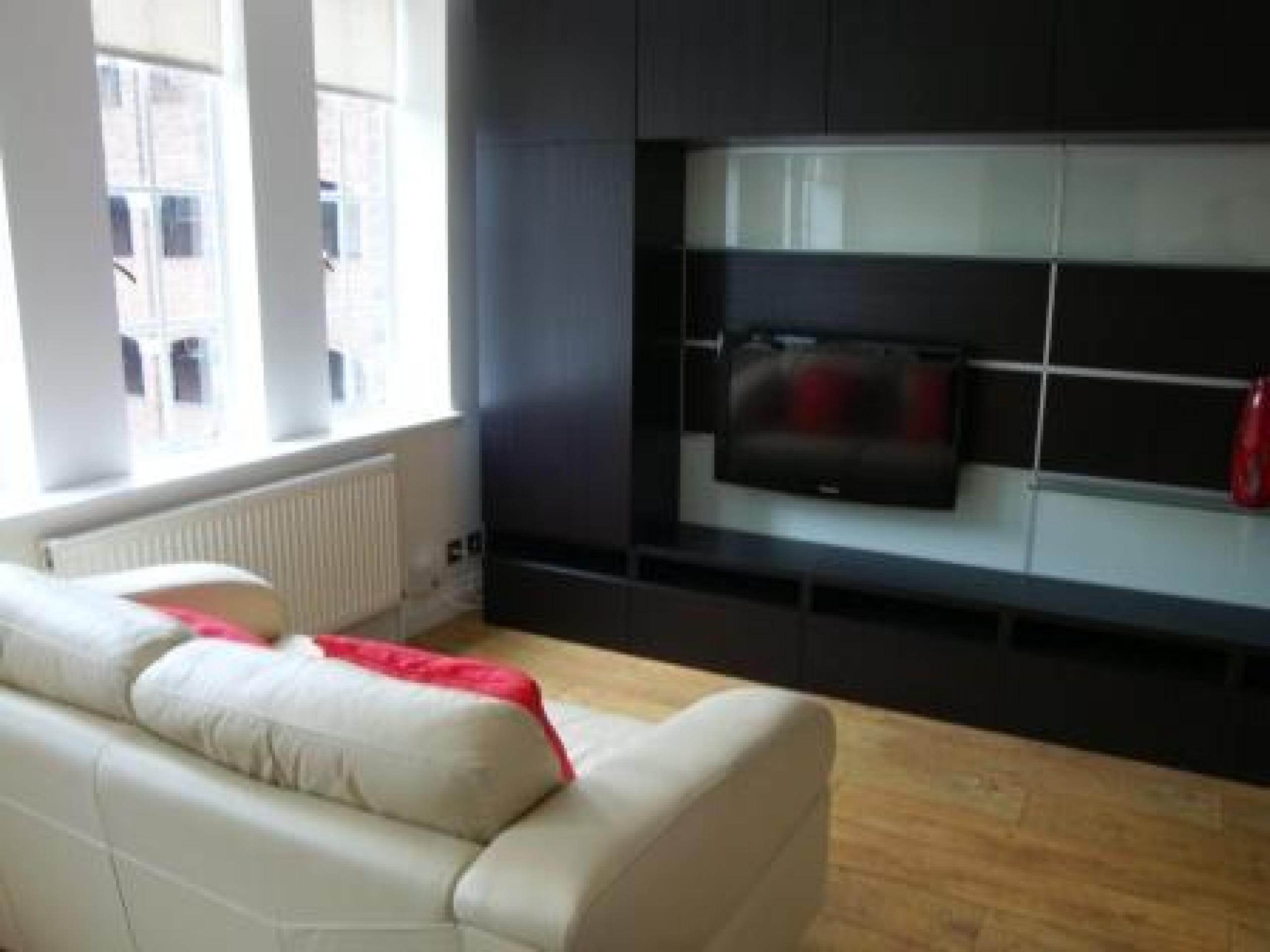 			1 Bedroom, 1 bath, 1 reception Flat			 Mortimer Crescent, MAIDA VALE/KILBURN PARK NW6